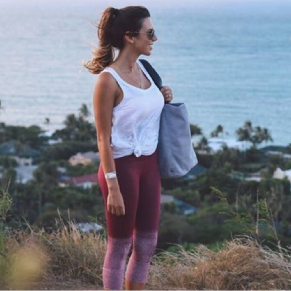 Lululemon Seamlessly Street Crop, Size 8
